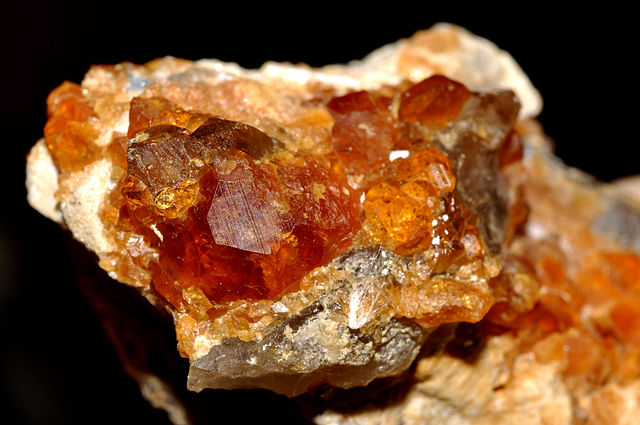 Альмандин Альмандин