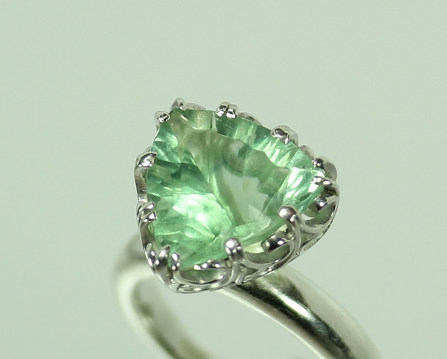 Цены на ювелирные украшения с флюоритом Цены на ювелирные украшения с флюоритом