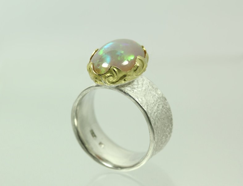 Цены на ювелирные изделия с опалом Цены на ювелирные изделия с опалом