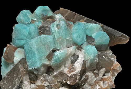 Раухтопаз (дымчатый кварц, морион) Раухтопаз (дымчатый кварц, морион)