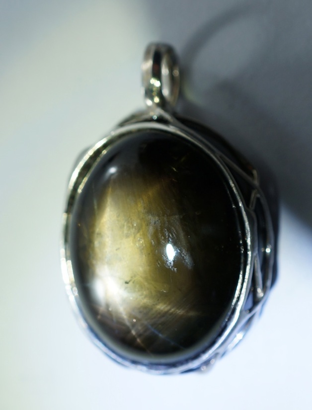 Цены на ювелирные изделия с сапфиром Цены на ювелирные изделия с сапфиром